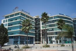 Image du Maroc Professionnelle de  Le Zenith Business Center, situé au cœur du premier parc d'affaires marocain prospère dans le nouveau quartier d'affaires de Sidi Maârouf à mi- chemin entre l'Aéroport international Mohamed V et le centre ville de Casablanca, le Lundi 17 Septembre 2012. (Photo / Abdeljalil Bounhar)

 



